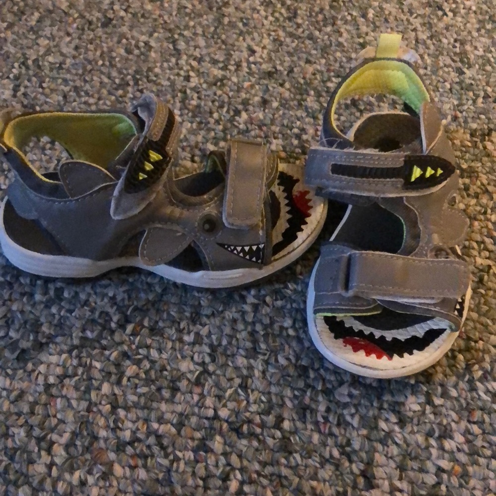 Toddler boys sandals